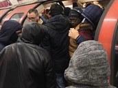 Metro v Londýn den po vyhláení karantény