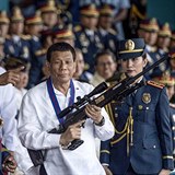 Filipnsk prezident Rodrigo Duterte za poruen zkazu vychzen hroz...