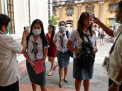 Strach z koronaviru obchází i Filipíny.