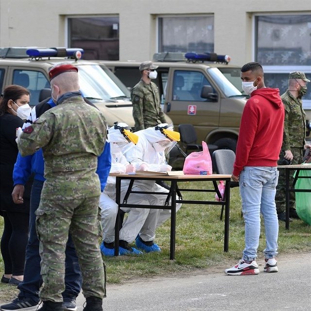 Problm v romskch osadch Slovensko oekvalo u na zatku msce.