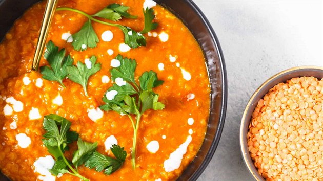 ervená oka se ochotn rozváí a je ideální teba do polévek.