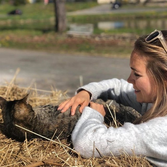 Domov bez koky je prost dm, k Lucie Vondrkov.