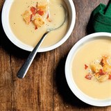 Z kapusty vytvoříte skvělou polévku.