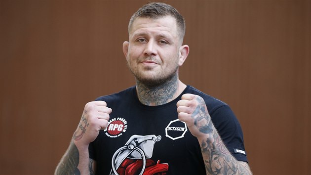 MMA zápasník Václav Mikulášek touží po zápase s Karlosem Vémolou.