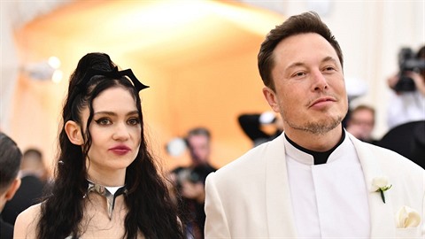 Elon Musk spolen se zpvakou Grimes vybrali svému dítti skuten netradiní...