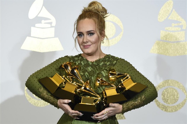Adele se svou váhou bojuje