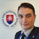 Juraj Rizman je novým partnerem Zuzany Čaputové.