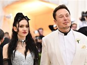 Elon Musk spolen se zpvakou Grimes vybrali svému dítti skuten netradiní...