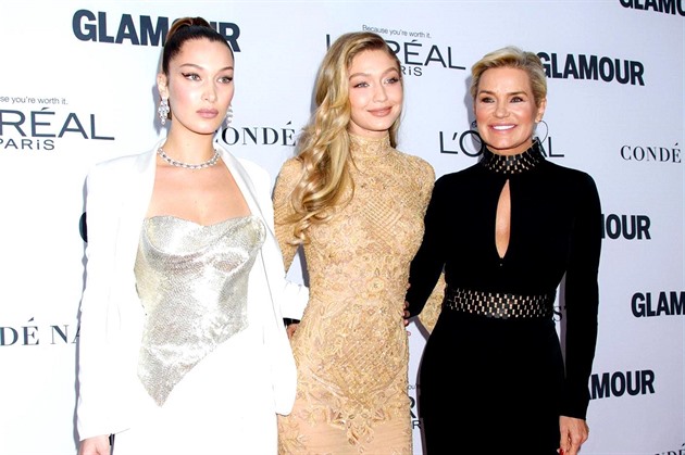 Gigi a Bella Hadid s matkou Yolandou Hadid