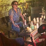 Nejnovj fotka Johnnyho Deppa na Instagramu