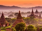 Barma se do hledáku turist dostává stále astji a rozhodn právem.