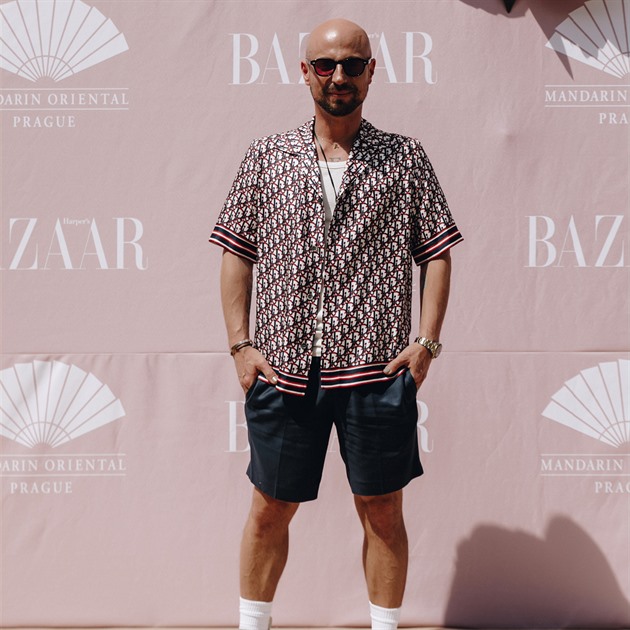 Fashion Week nebo Gaypride? Stylista Vaněk se opřel do influencerů, Kuběnka se brání