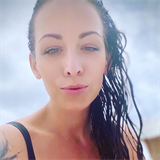 Ag�ta si u��vala chorvatsk�ho slunce.