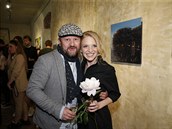 Karel Zima s krásnou designerkou Annou Mareovou na prezentaci jejich perk...