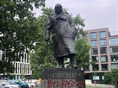 Posprejovaná socha Winstona Churchilla