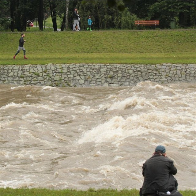 eka Ostravice ve Frdku-Mstku byla kvli dlouhotrvajcm dem podn...