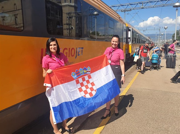 První várka Čechů směřujících do Chorvatska vlakem dorazila na místo 1.července.