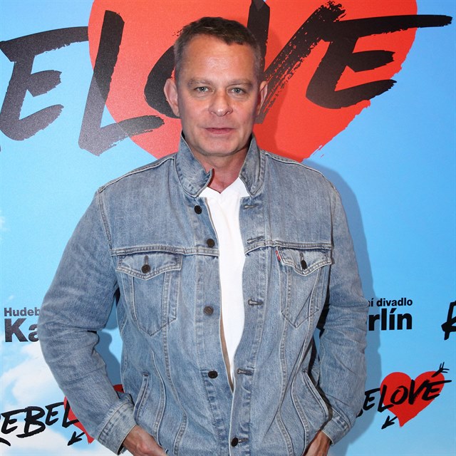 Kdo re��ruje Filipa Ren�e?