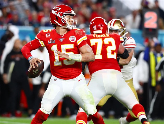 Patrick Mahomes si díky nové smlouv vydlá zhruba 12 miliard korun.