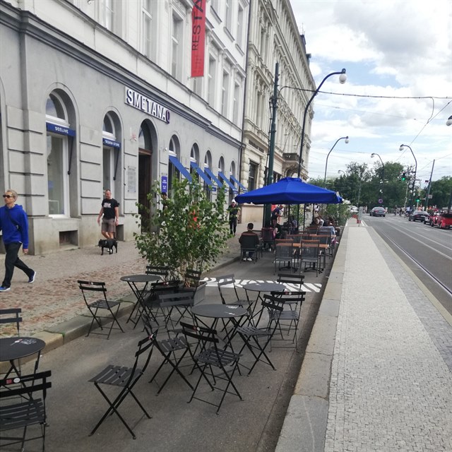 O posezen na Smetanov nbe nen velk zjem. Takhle njak si Zdenk Hib...