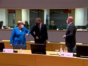 Evroptí státníci se seli na summitu Evropské unie, kde se eí pedevím...