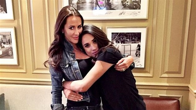 Jessica Mulroneyová a Meghan Markle