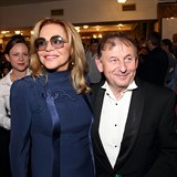 Dagmar Havlová na premiéře filmu Havel v Lucerně s Michaelem Žantovským