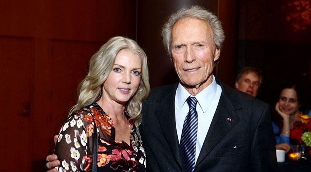 Clint Eastwood a Christina Sandera