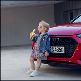 Za tuto reklamu s malou holčičkou a banánem to Audi pořádně schytalo.
