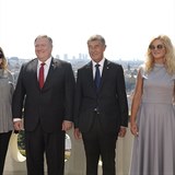 Premiér Andrej Babiš (druhý zprava) se 12. srpna 2020 v Kramářově vile v Praze...