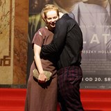 Anna Linhartov a jej manel Jan Kamenk na premie filmu arlatn. Ve z...
