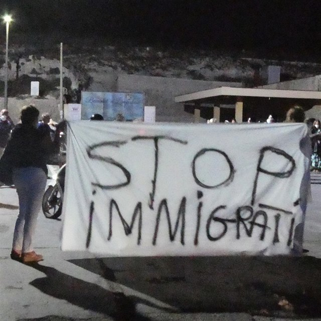Italovz Lampedusy chtj stvkovat, ostrov se hrout pod nporem migrant.