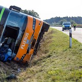 Nkolik zrannch si v sobotu rno v Nmecku vydala nehoda autobusu...