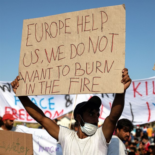 Evropo, pomoz nm. Nechceme tu shoet v ohni.