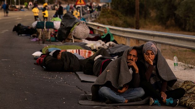 Migranti skonili bez stechy nad hlavou.