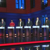 Ve tvrtek veer esk televize odvyslala superdebatu, kde se seli ldi politickch stran zastoupench v Poslaneck snmovn.