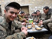 Mladí Arménci jsou pipraveni bránit svou vlast. I za cenu svých ivot.