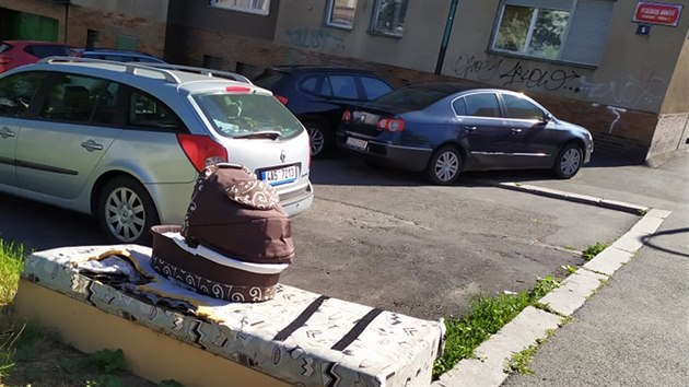 Takto se Praané zbavují nepotebných vcí.