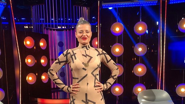 Natáení Tvoje tvá má známý hlas se zastavilo kvli Erice Stárkové. 