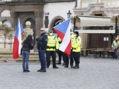V centru Prahy se opt demonstruje.