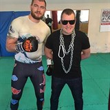 Pravideln tam cviil i MMA zpasnk Daniel kvor.