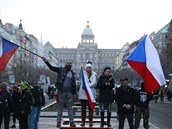 Nedlní demonstrace v Praze.