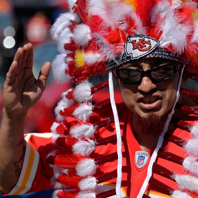 Fanouek Kansas City Chiefs si vzal indinskou elenku a naznauje sekn...