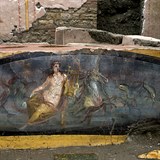 Nahotinka na stánku s rychlým občerstvením, který odkryli v Pompejích.