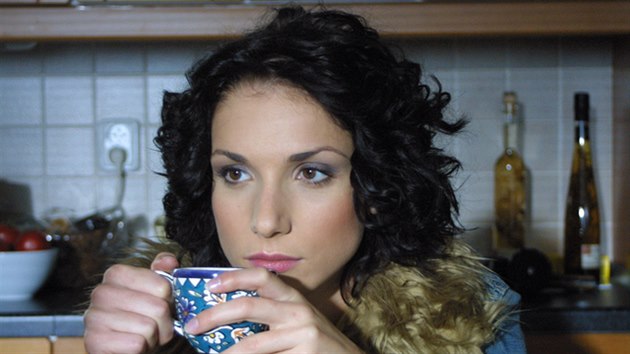 Zuzana Kanócz jako Laura v Románu pro �eny