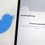 Twitter trvale zablokoval účet Donalda Trumpa.