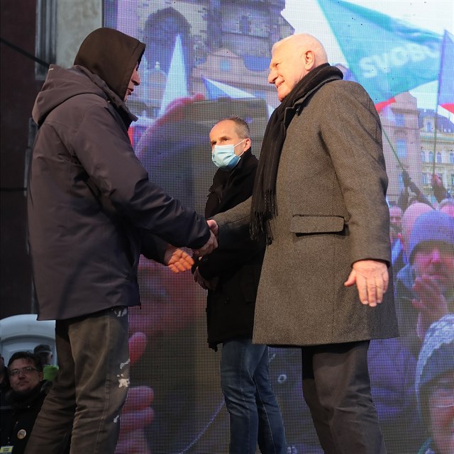 Na demonstraci vystoupil i bval prezident Vclav Klaus.