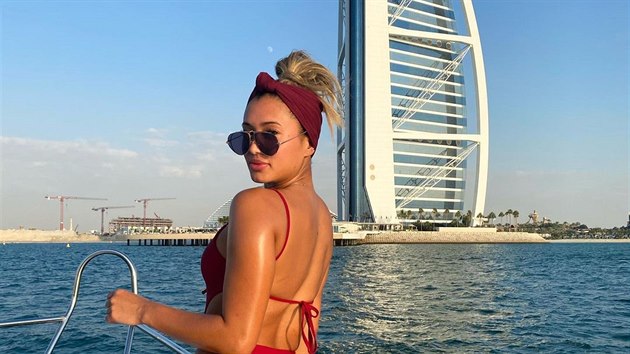 Ko�ka jménem Kaz Crossley