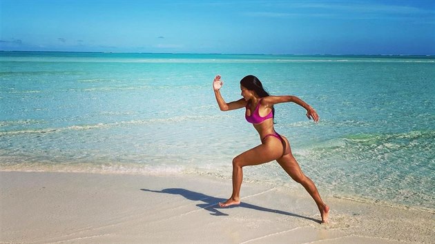 Nicole Scherzinger a její výb�h