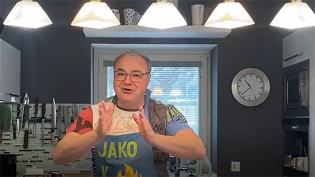 Martin Zounar se pustil do zdravých recept s vervou a humorem sob vlastním.